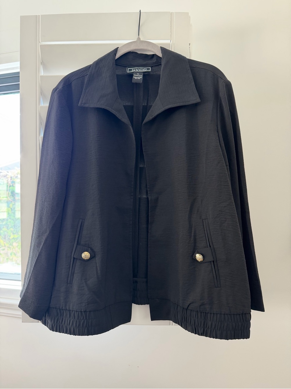 NYCC Black Women’s Lightweight Blazer Jacket with Gold Buttons Size XL